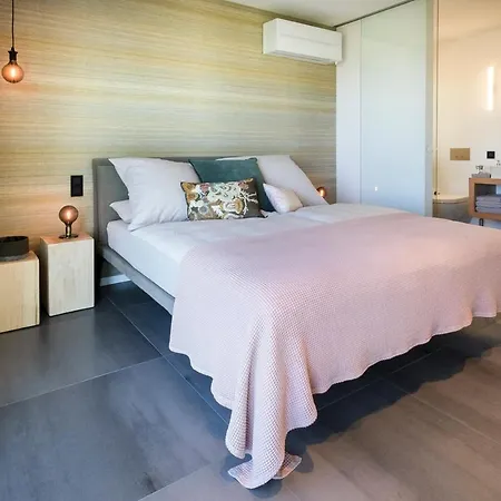 Villa Beaulieu-sur-mer Sleeps 10 With Pool Air Con And Wifi *